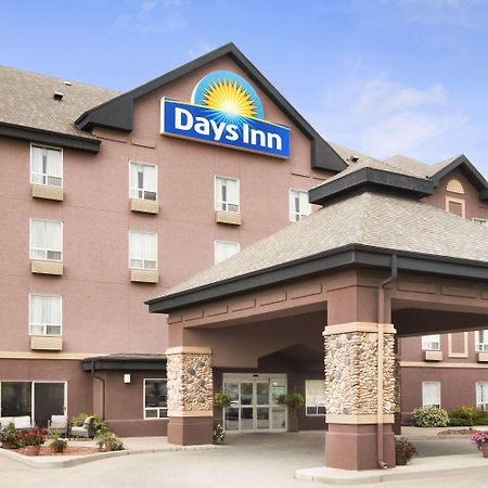 Days Inn By Wyndham Calgary Airport Buitenkant foto
