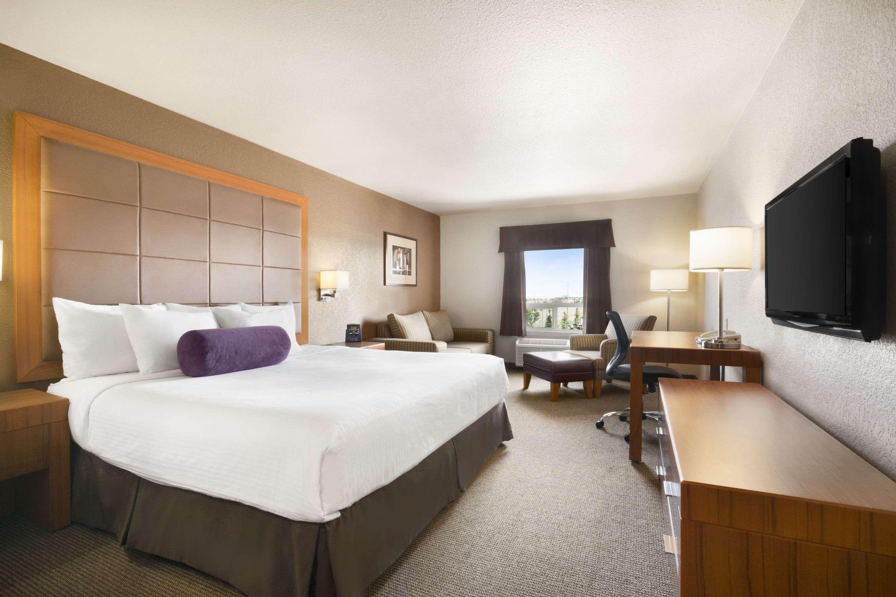 Days Inn By Wyndham Calgary Airport Buitenkant foto