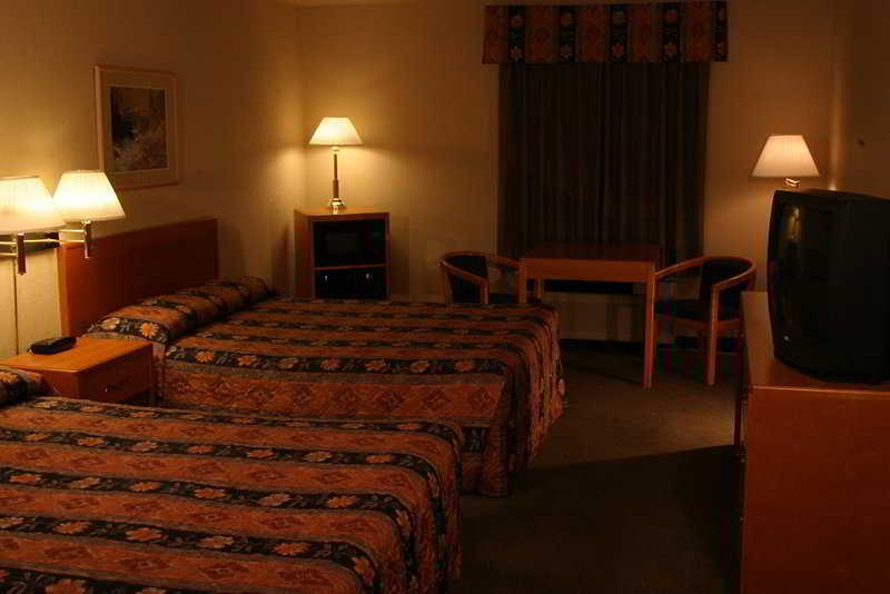 Days Inn By Wyndham Calgary Airport Buitenkant foto