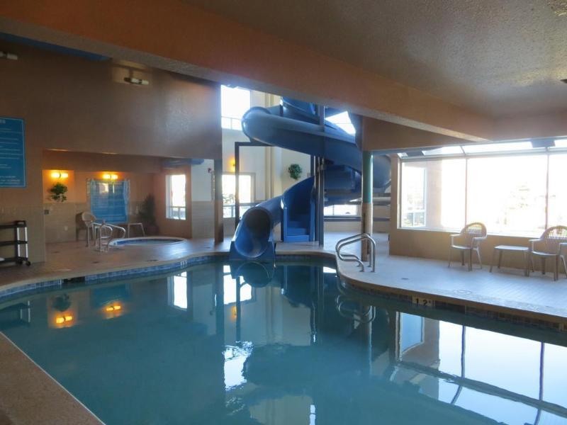 Days Inn By Wyndham Calgary Airport Buitenkant foto